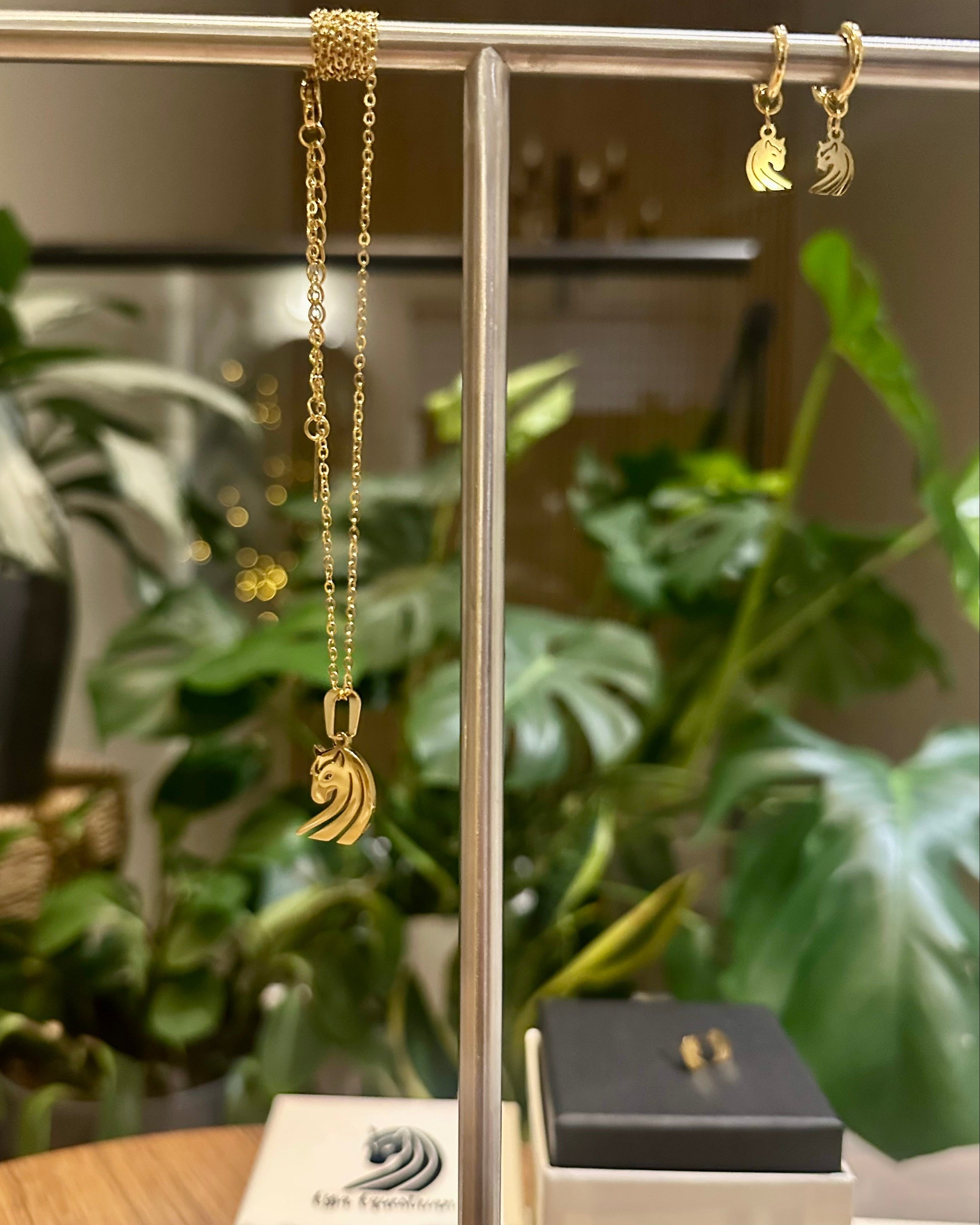 Hálsmen Eyja Equestrian